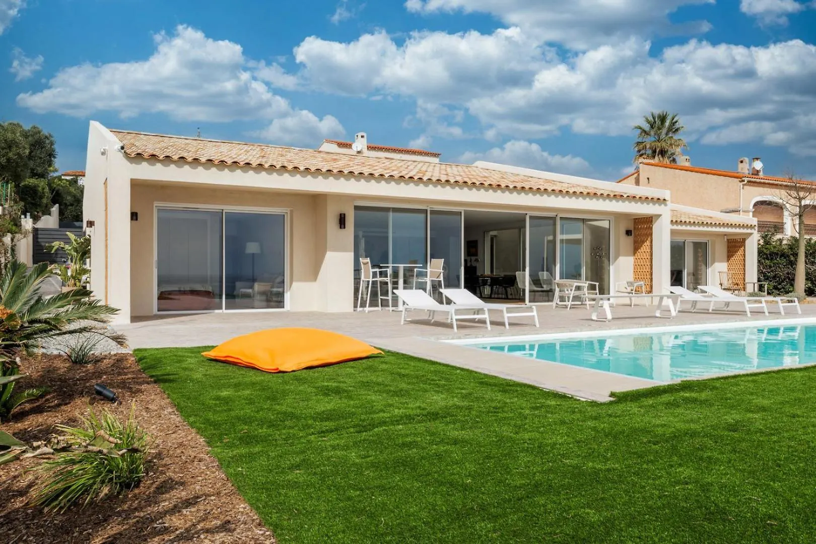 Ibaia Villa Saint Aygulf 0*,  France